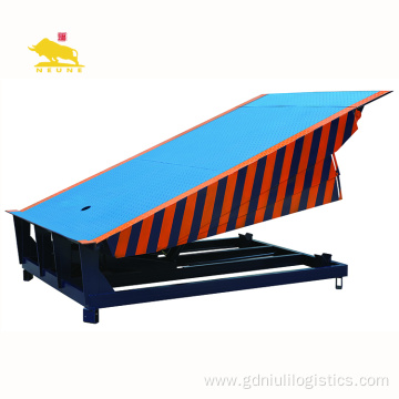 Electro-Hydraulic Lift Dock Leveller